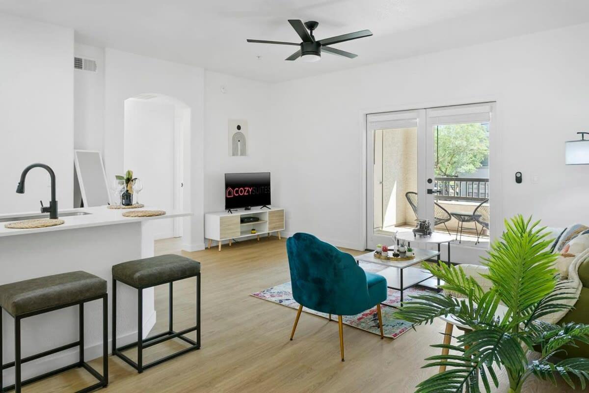 Cozysuites Glendale By The Stadium With Pool 02 Bagian luar foto